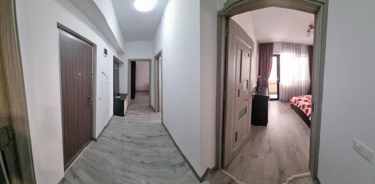 Apartament Mihaela Ramnicu Valcea Bagian luar foto