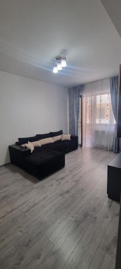 Apartament Mihaela Ramnicu Valcea Bagian luar foto