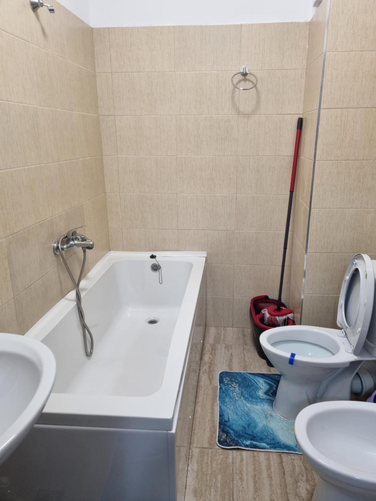 Apartament Mihaela Ramnicu Valcea Bagian luar foto
